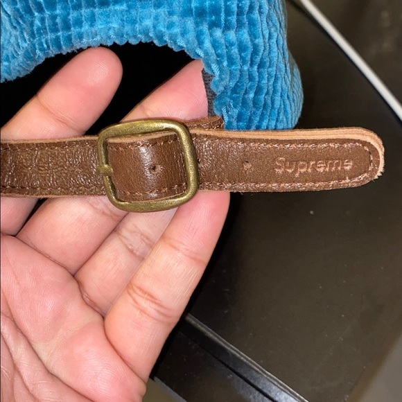 Supreme hat - Picture 3 of 4